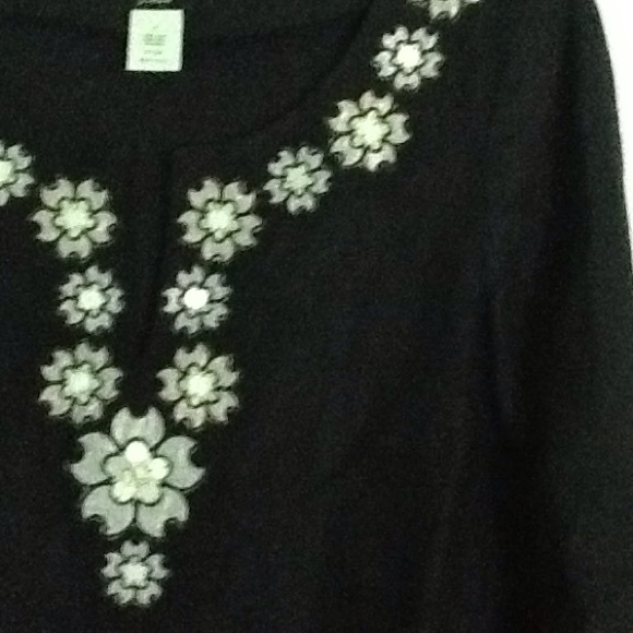 Tunic - Picture 2 of 3