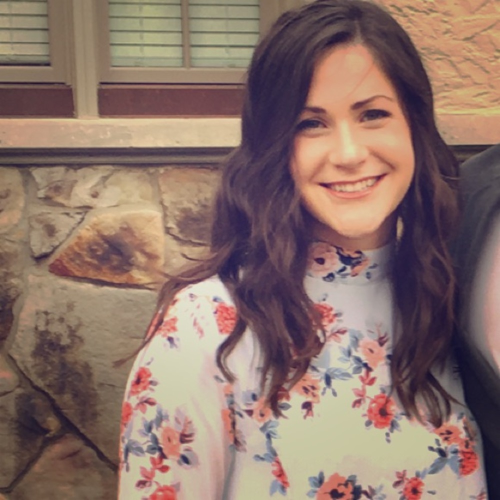 Meet your Posher, Julia