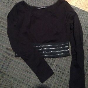 Long sleeved crop top