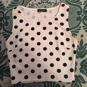 ➰ White and Black polka dot crop top ➰