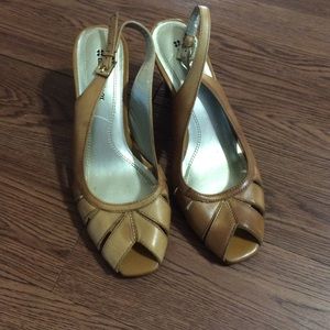 Naturalizer size 6