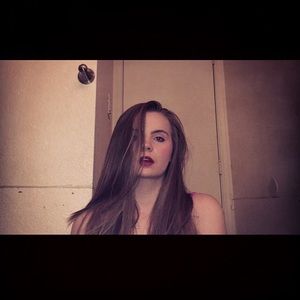 Meet your Posher, Danae