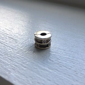 Pandora charm (separator)