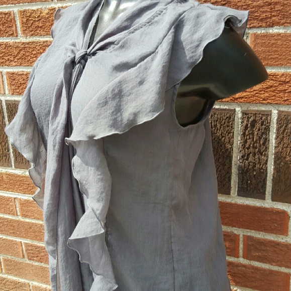 Ann Taylor Grey Flowy Sleeveless Shirt