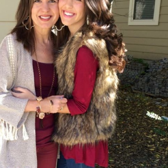Fur vest