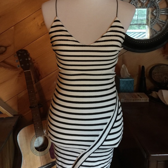SOLD Stripped Charlotte Russe Dress - Picture 3 of 4