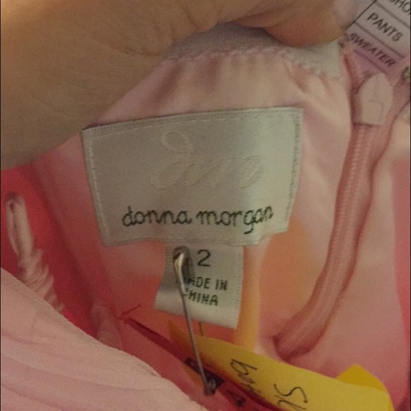 Donna Morgan Strapless maxi dress - Picture 2 of 3