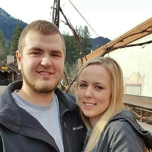 Meet your Posher, Cynthia