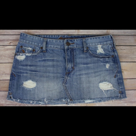 Abercrombie and Finch mini skirt
