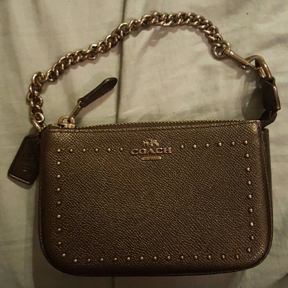 Coach Nolita wrislet