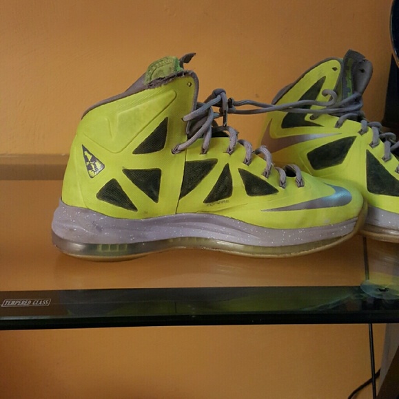 Lebron 10 - Picture 3 of 4