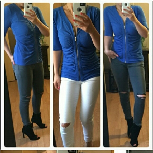Sold. Beautiful blue top zipper front - Picture 1 of 3