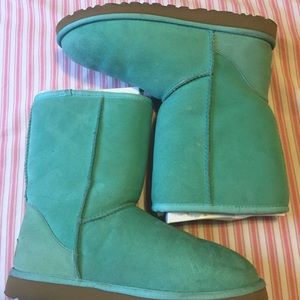 UGG Short Classic Boots