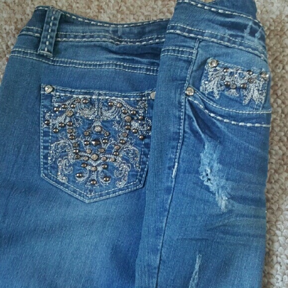 Jeweled Distressed Blue Jeans - Picture 3 of 4