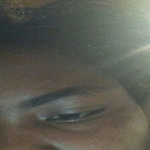 Meet your Posher, Simone