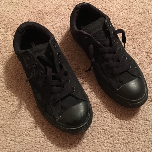 Converse tennis.
