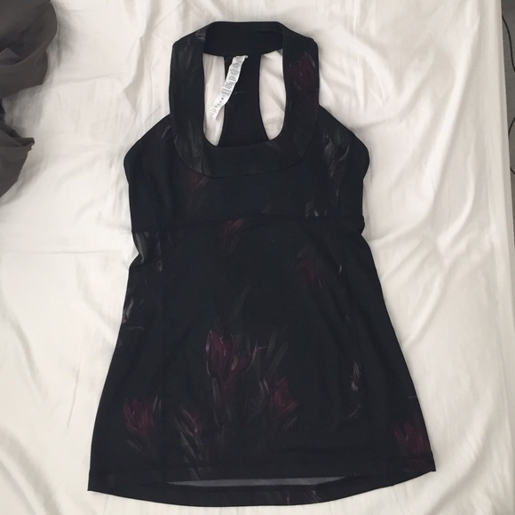 Lululemon Midnight Iris Black Floral Tank Top