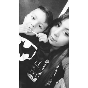 Meet your Posher, Vanessa