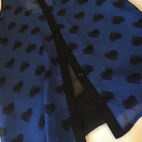 Black and blue blouse - Picture 6 of 6