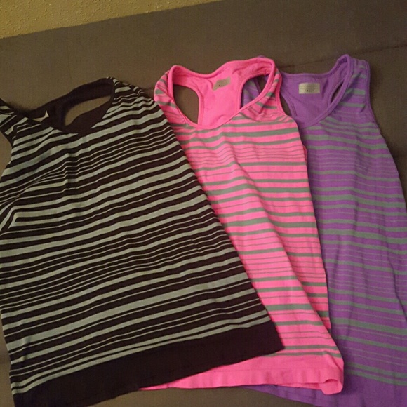 Athleta tank top bundle