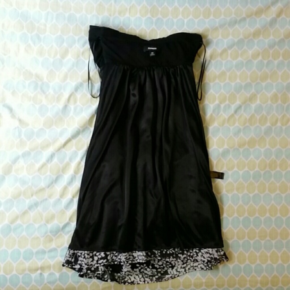 Express Dress - Picture 2 of 2