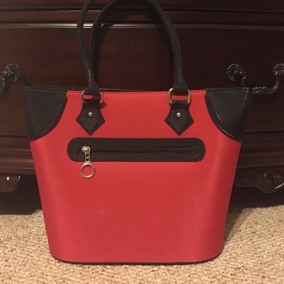 Purse - Picture 2 of 2