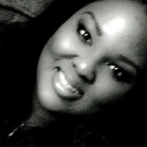 Meet your Posher, Chanel