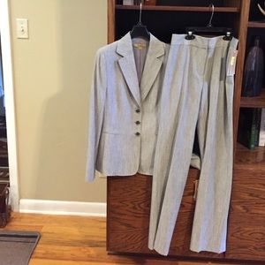 2 piece Alex Marie size 4 pants and jacket.