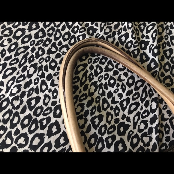 SoldⓂ️ - Picture 2 of 4