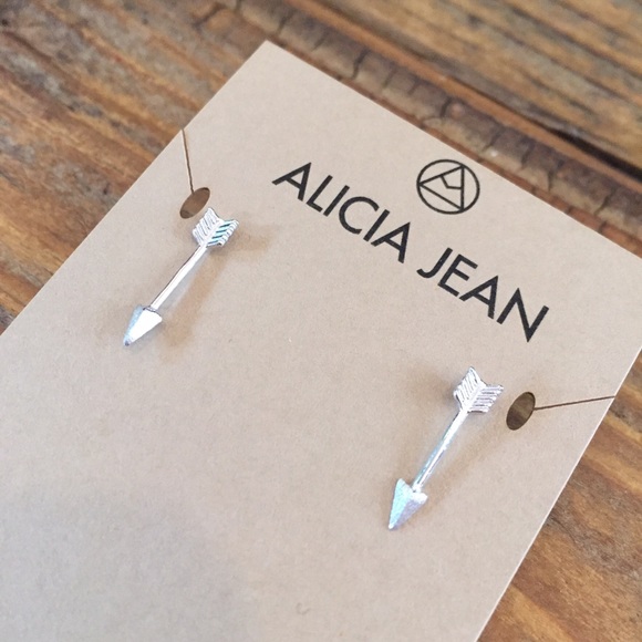 HP 🌹Silver Arrow Earings - Picture 2 of 3