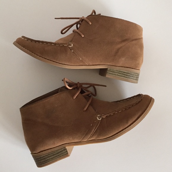 old navy chukka