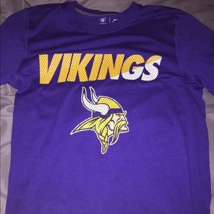 Minnesota Vikings shirt Small!! Dri fit Brand New!