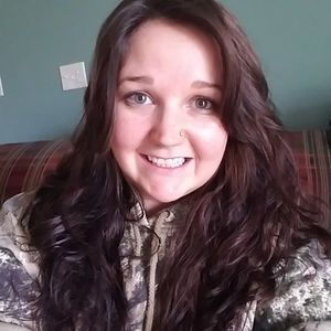 Meet your Posher, Holly