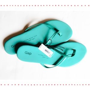 NWT GAP Turquoise Leather Flip Flops