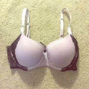 VICTORIA'S SECRET LACE BRA