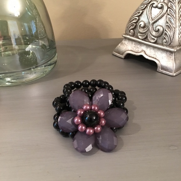 🛍 Black Purple Flower Stone Bracelet - Picture 1 of 3