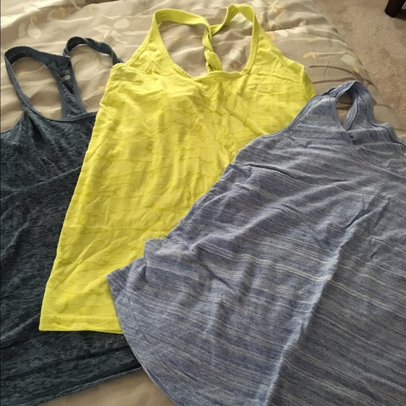 3 workout tanks