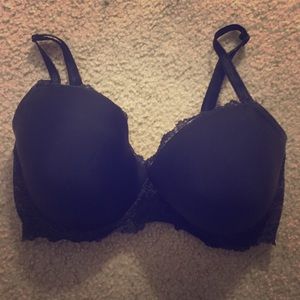 VICTORIA'S SECRET LACE BRA