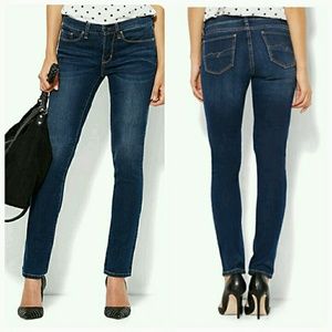 ✨FLASH SALE✨ NWT Soho Skinny Jeans