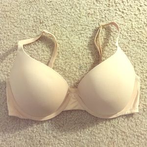 VICTORIA'S SECRET NUDE BRA