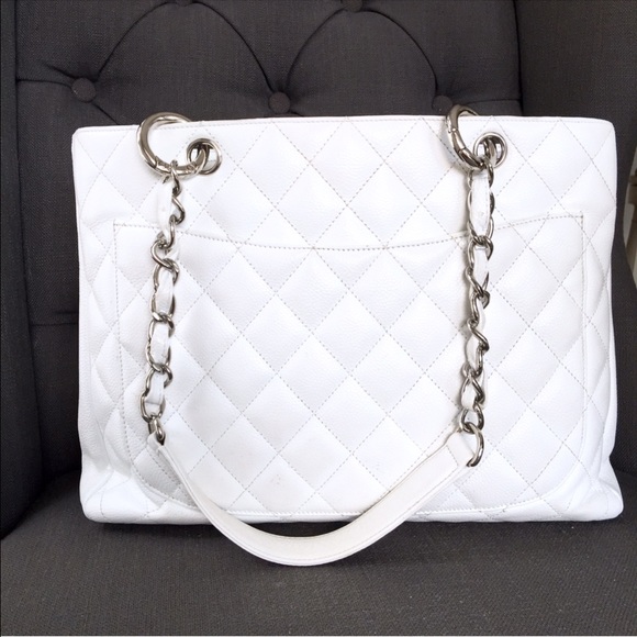 SOLD Chanel GST white caviar grand shopper tote - Picture 2 of 4