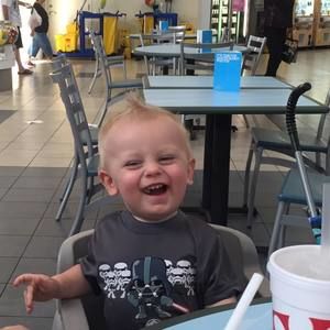 Meet your Posher, Brittney