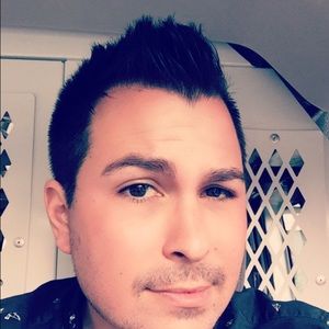 Meet your Posher, Adam