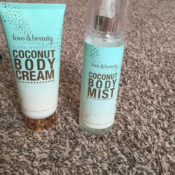 Forever 21 lotion + mist!