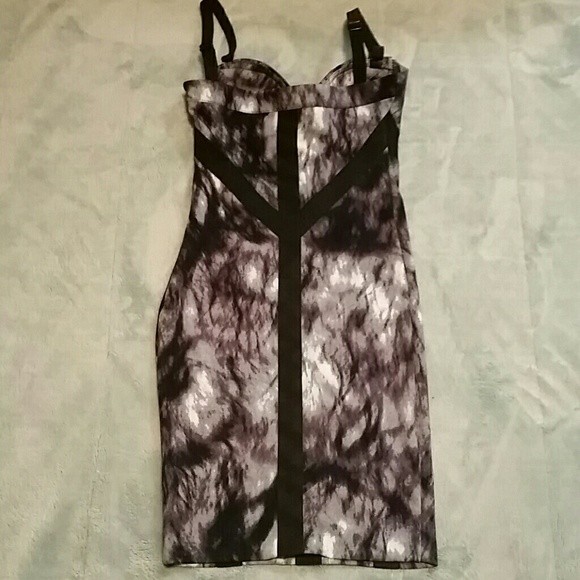 Kardashian kollection Dress - Picture 3 of 4