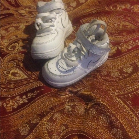 Nike Shoes - Air Force 1s (child)