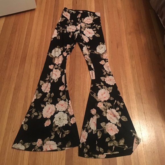Show Me Your Mumu bella rose Spandy bells