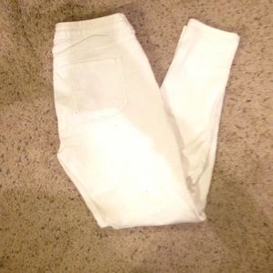 Jessica Simpson White Skinnies