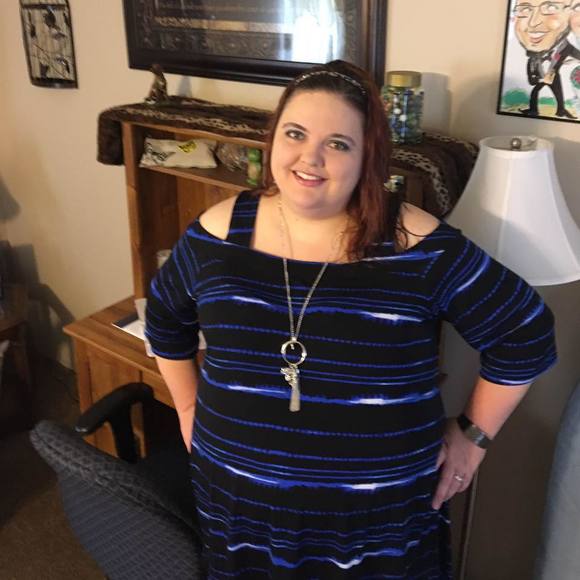 Meet your Posher, Lori - Picture 1 of 1