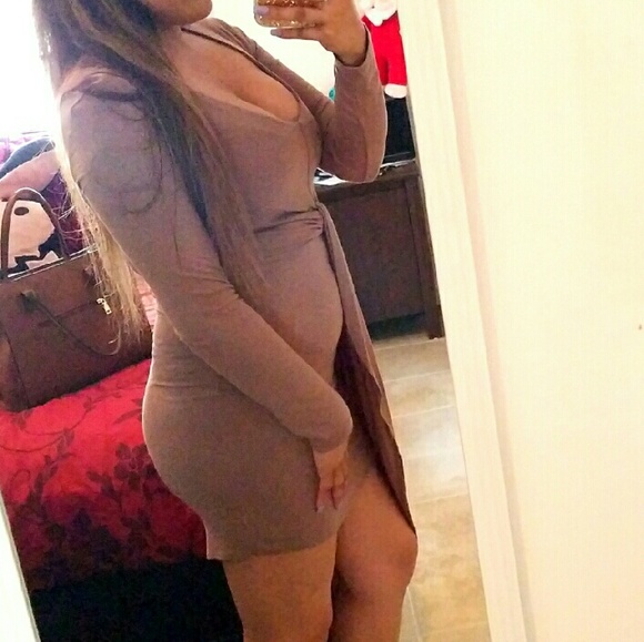 Dress - Picture 2 of 2